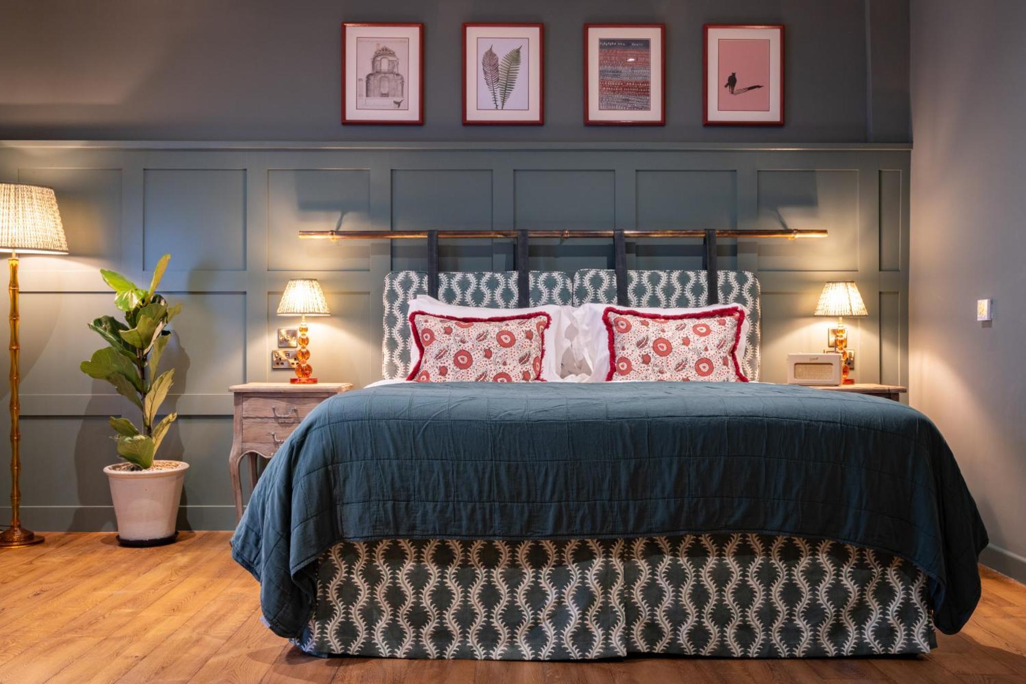 The Coat And Bear - A Heartwood Inn Newbury  Esterno foto