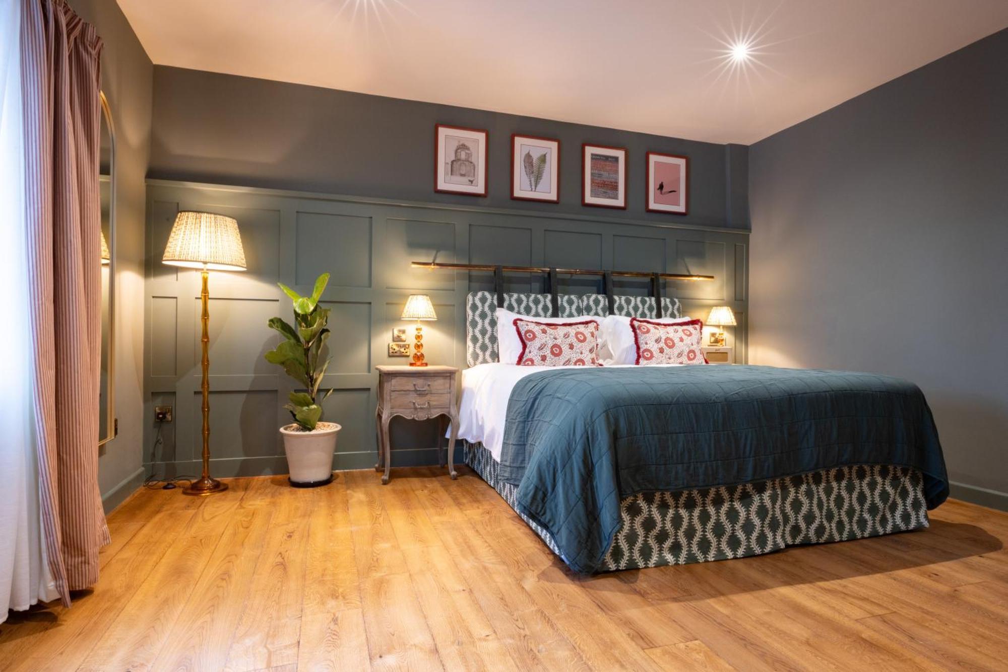 The Coat And Bear - A Heartwood Inn Newbury  Esterno foto